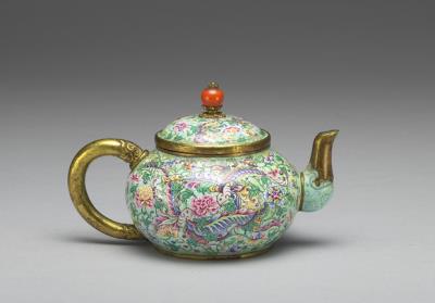 图片[3]-Copper teapot with paired butterflies and flowers decoration in painted enamels, Qing dynasty, Qianlong reign (1736-1795)-China Archive